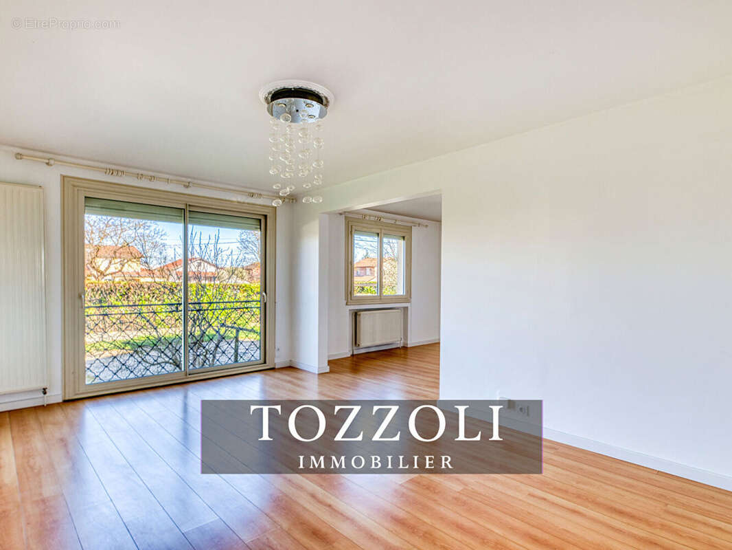 Maison à LA VERPILLIERE