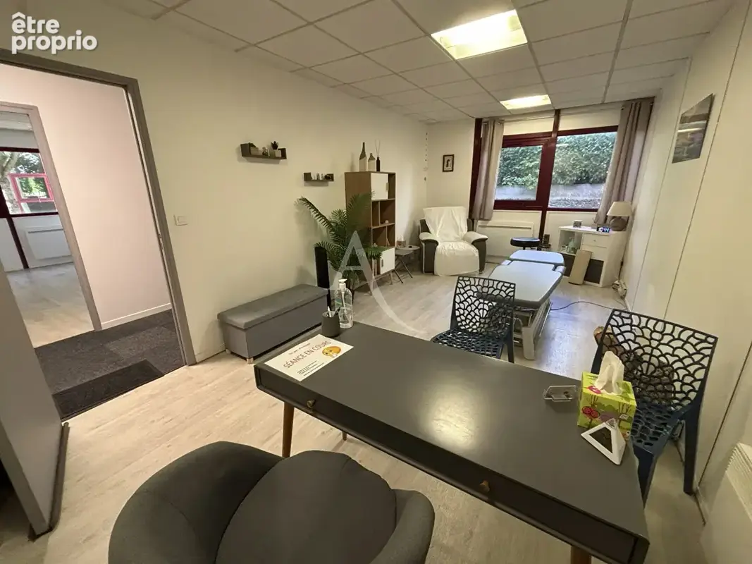 Bureaux pontoise rdc - 70m² - photo 7
