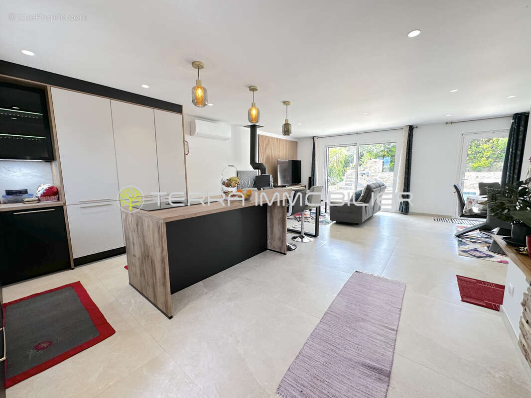 Villa contemporaine renovee 145m2  t4+ t2 mezzavia - photo 3