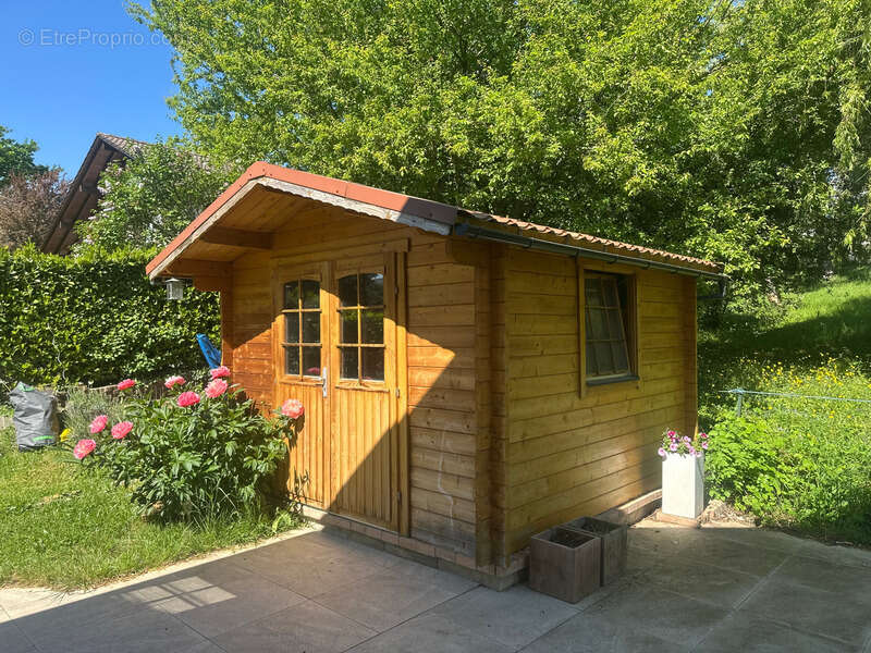 Maison à PREVESSIN-MOENS