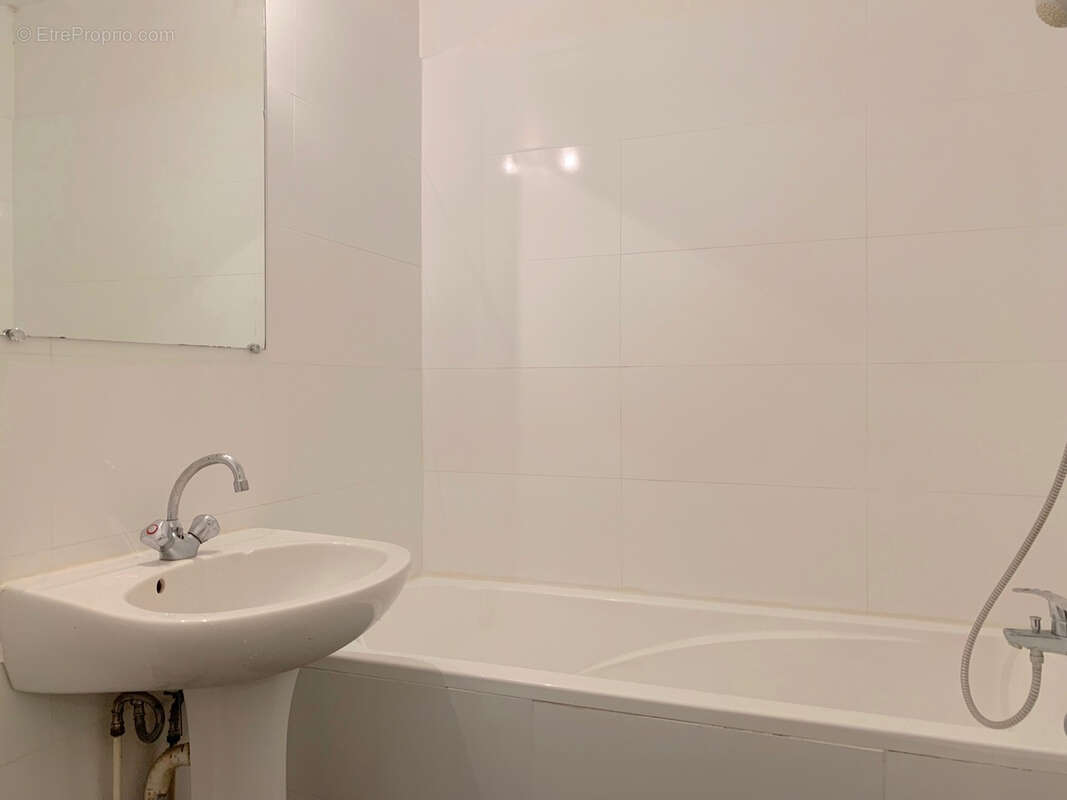 Appartement à PARIS-20E