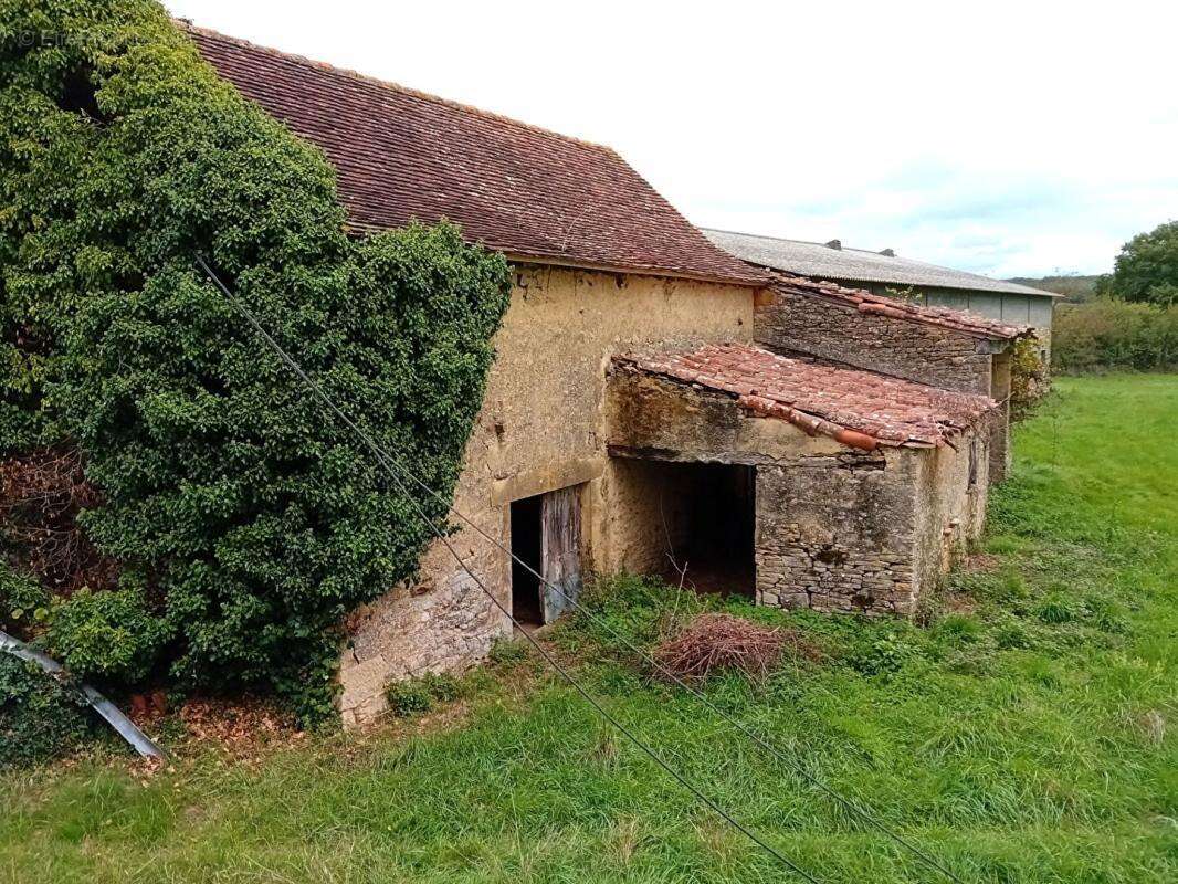 Maison à PARISOT