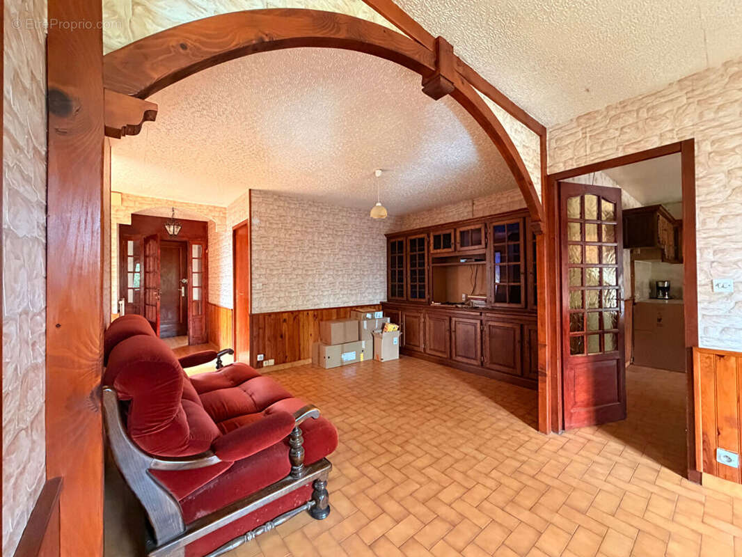 Begles - Maison 5 Pièces de 115m2 - photo 2