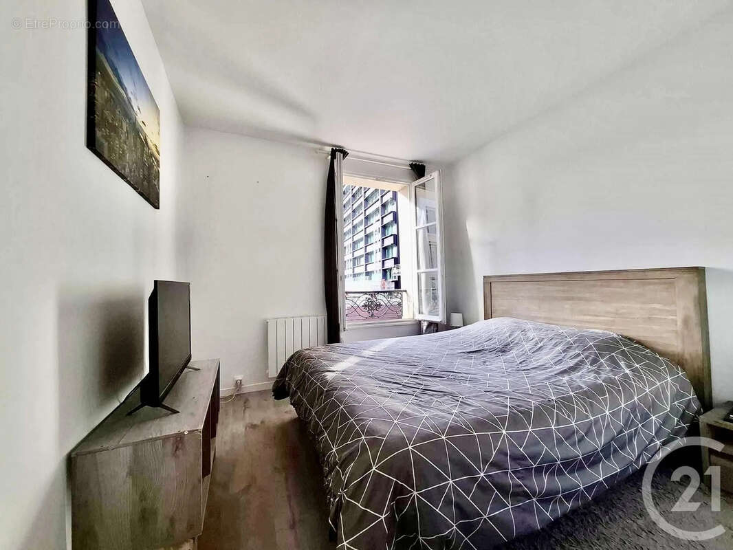 Appartement à CLICHY