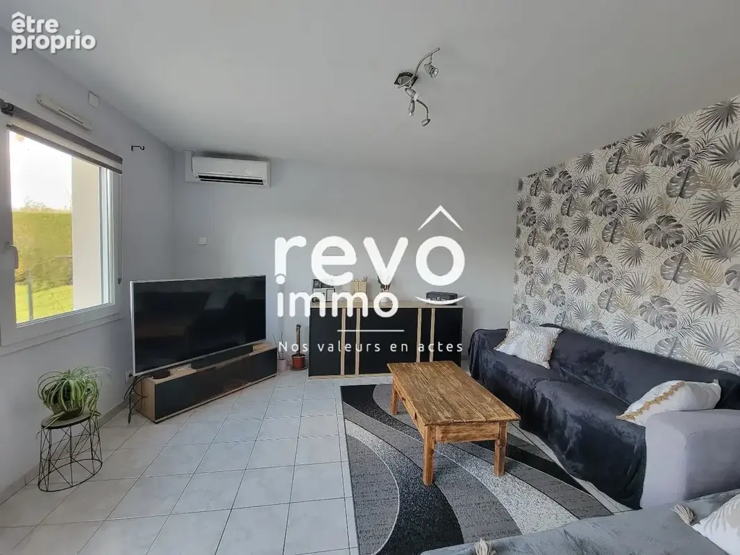 Maison 120 m² à Saint-Pierre-Montlimart  - photo 4
