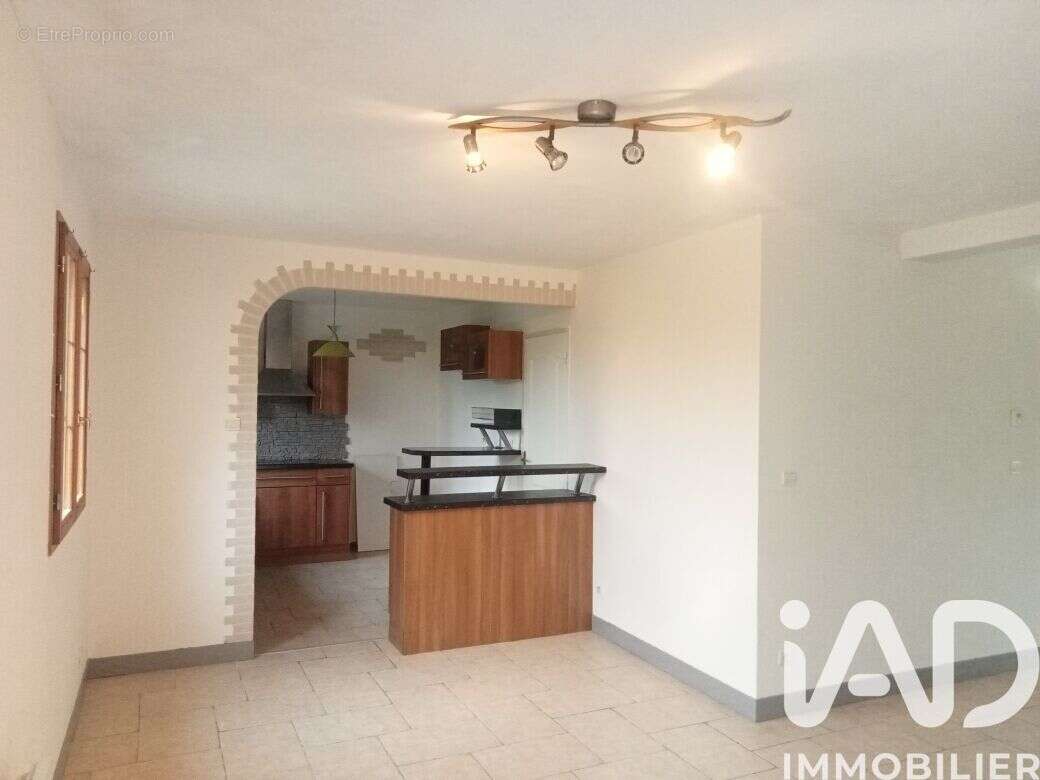 Photo 4 - Maison à CORMEILLES