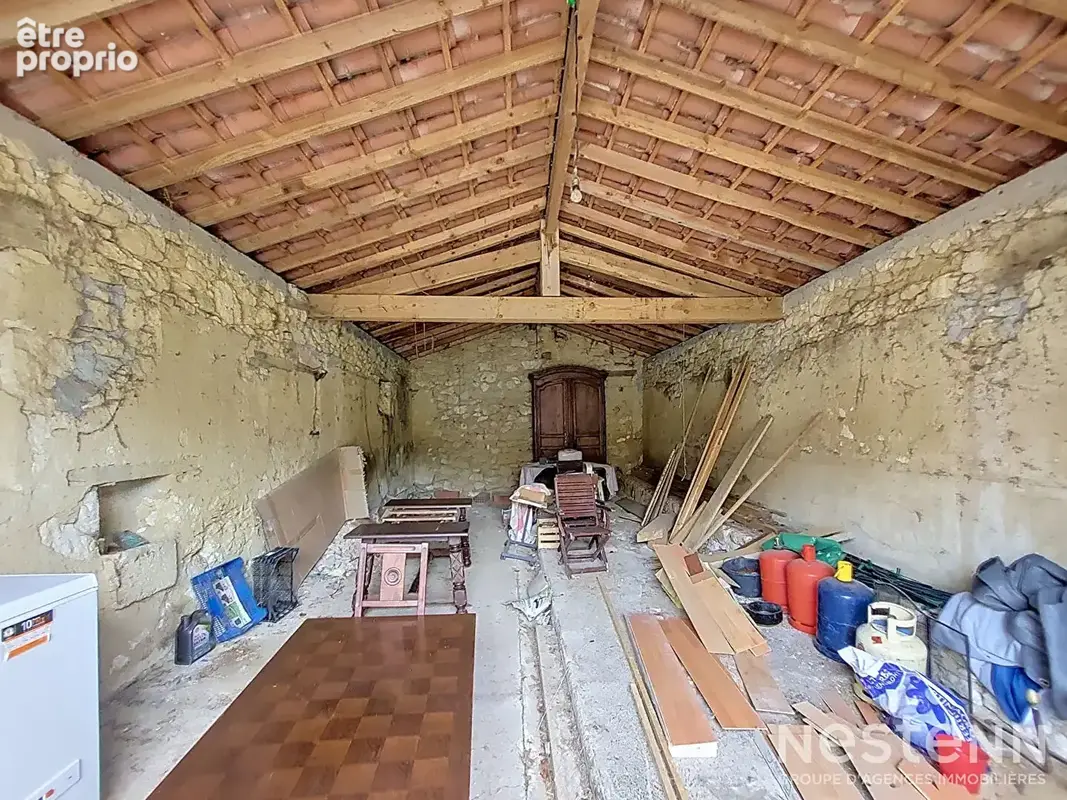 A Vendre Gasconne rénovée de 203m² avec dépendances et plus de 3 hectares à Saint-Puy - photo 16