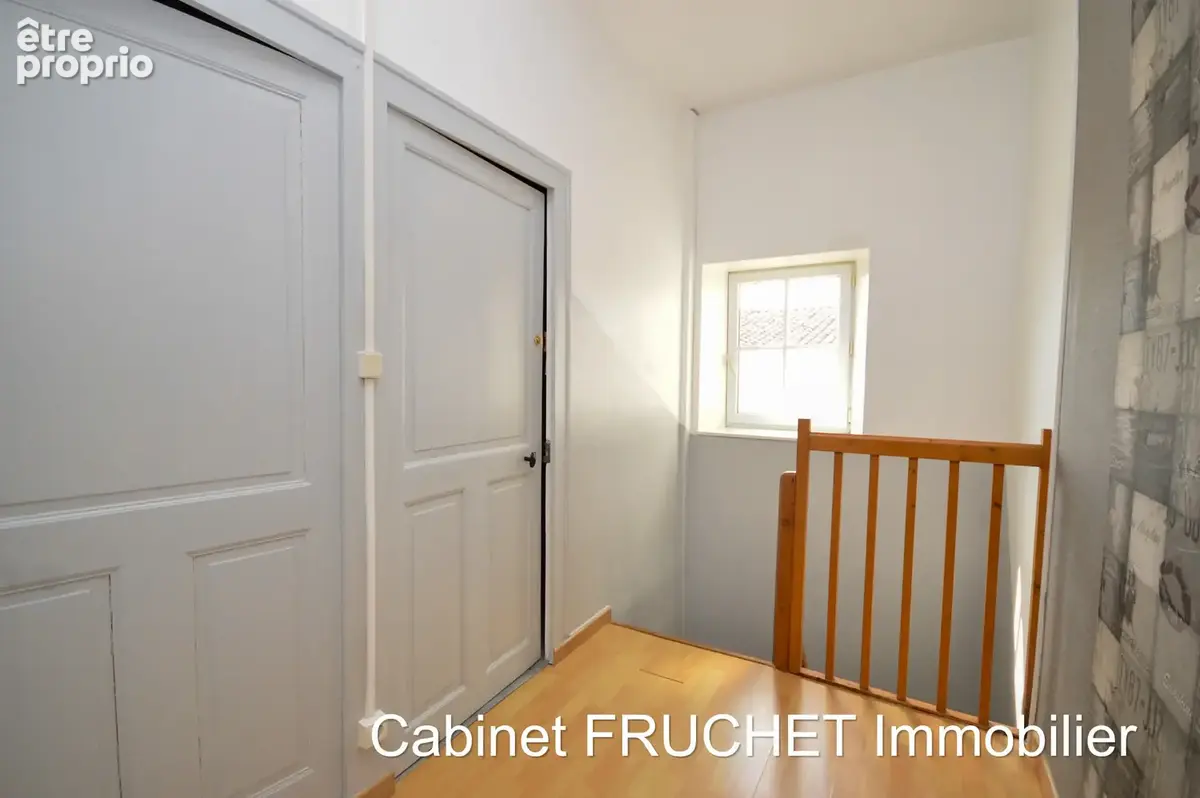 CHANTONNAY - Maison de caractère avec 2 chambres - photo 7