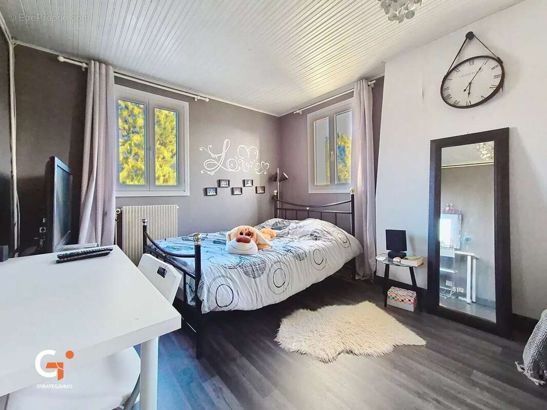 Maison à SAINT-OUEN-DE-THOUBERVILLE