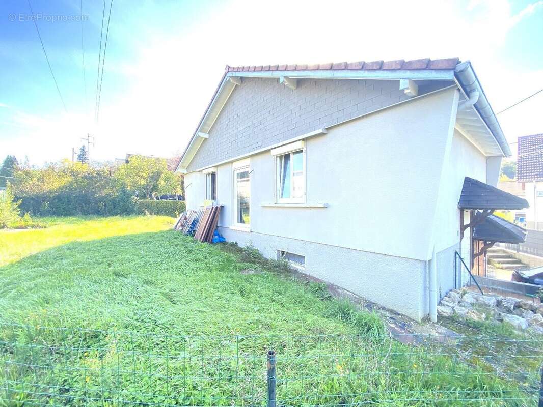 Maison à GRAND-CHARMONT