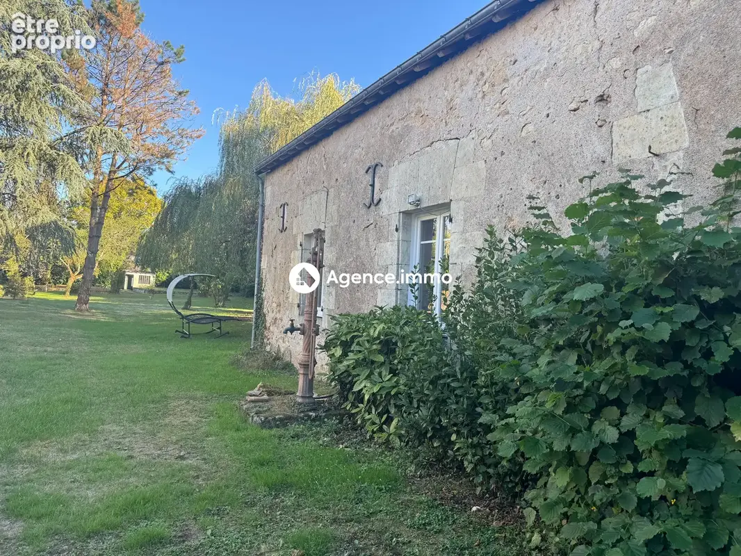 Maison 6 pièces 185 m² à vendre à Monnaie (37380) - photo 9