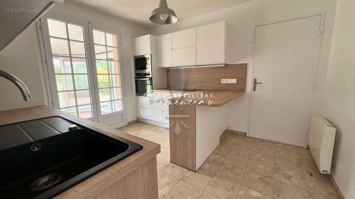 Maison à VERNEUIL-SUR-SEINE