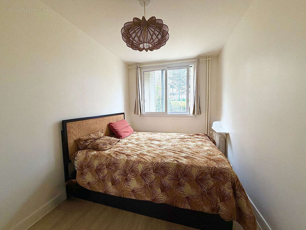 Appartement à SURESNES