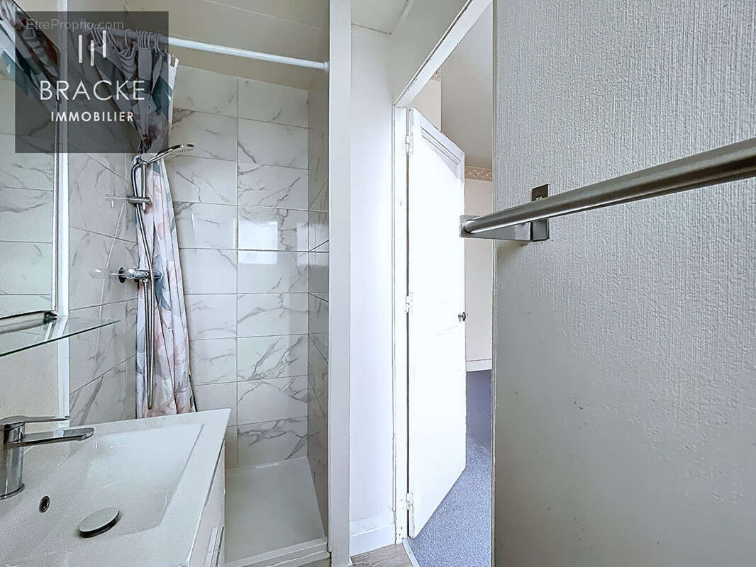 Appartement à LA GARENNE-COLOMBES