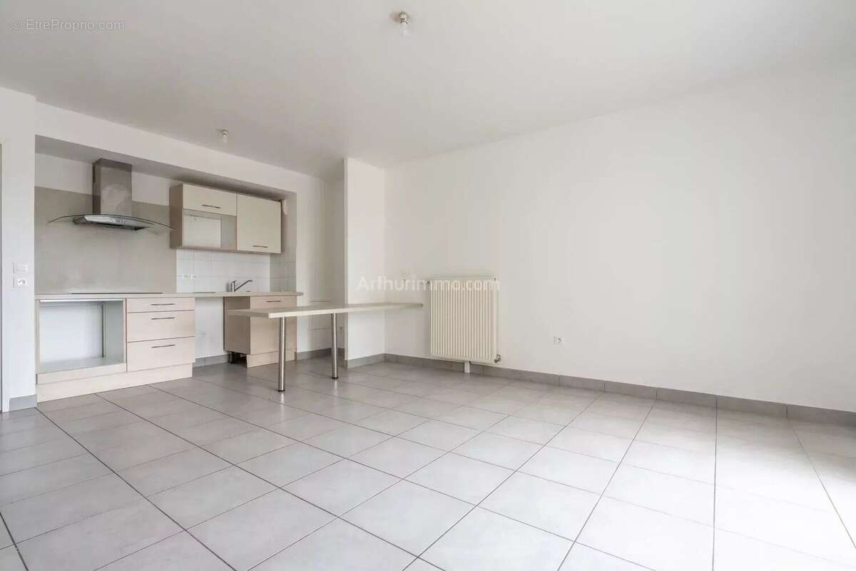 Appartement à THORIGNY-SUR-MARNE