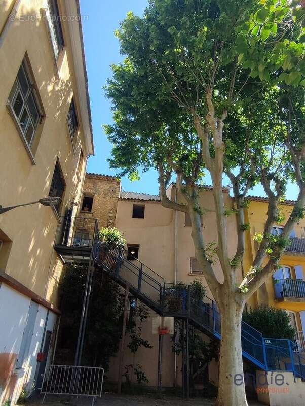 Appartement à LORGUES