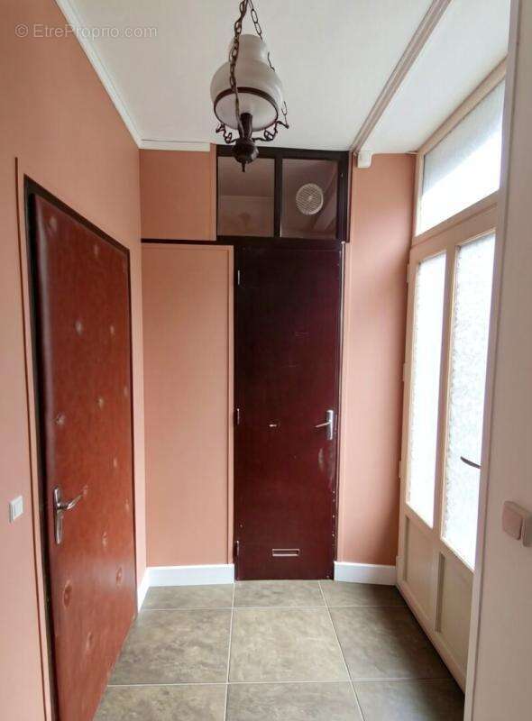 CARROUGES (61320) Maison de bourg, 4 pièces, 3 chambres , 75 m2 environ PRIX  35500  honoraires 12,70% inclus à la charge de l'a - photo 16