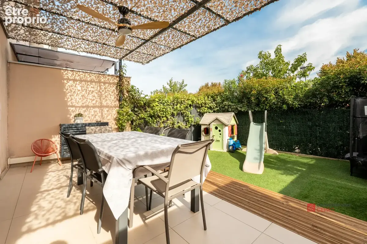 Villa 4 pièces avec jardin   Le Puy-Sainte-Réparade - photo 3