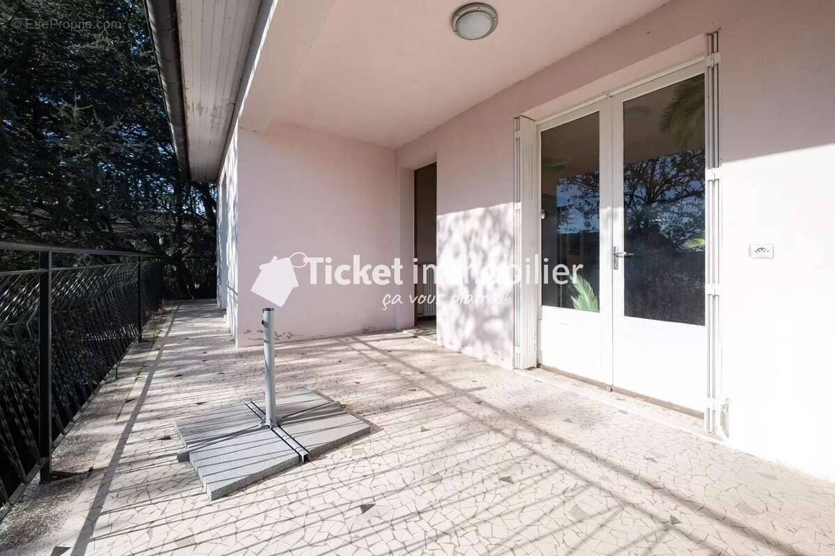 Maison à SAINT-PAUL-SUR-SAVE