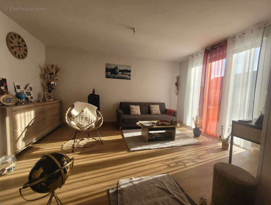 Maison à SAINT-OUEN-DES-ALLEUX