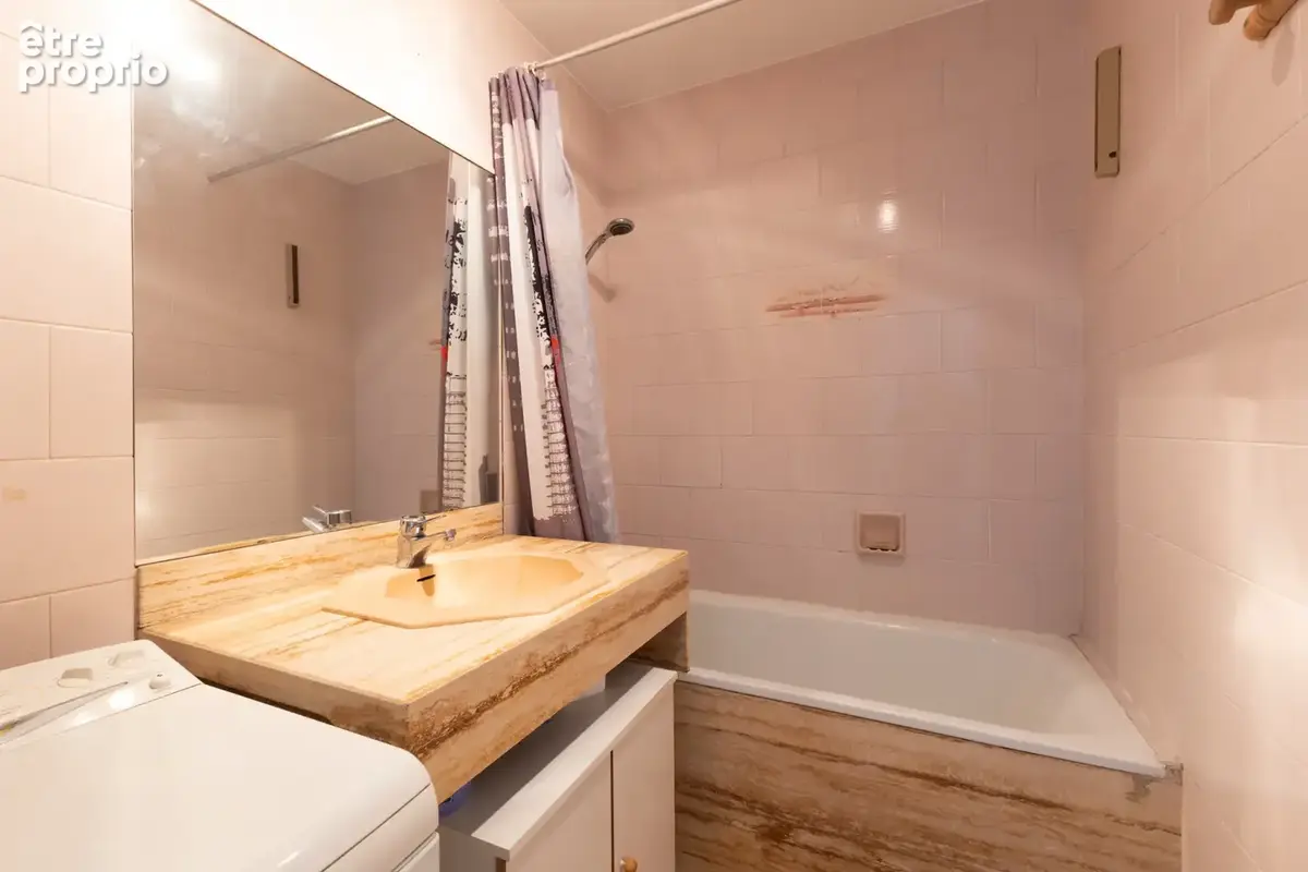 Appartement T3 lumineux avec parking, balcon et vue panoramique   10ᵉ étage - photo 8