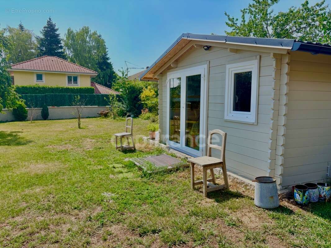 Belle villa de 181 m2 avec deux appartements indépendants - photo 25