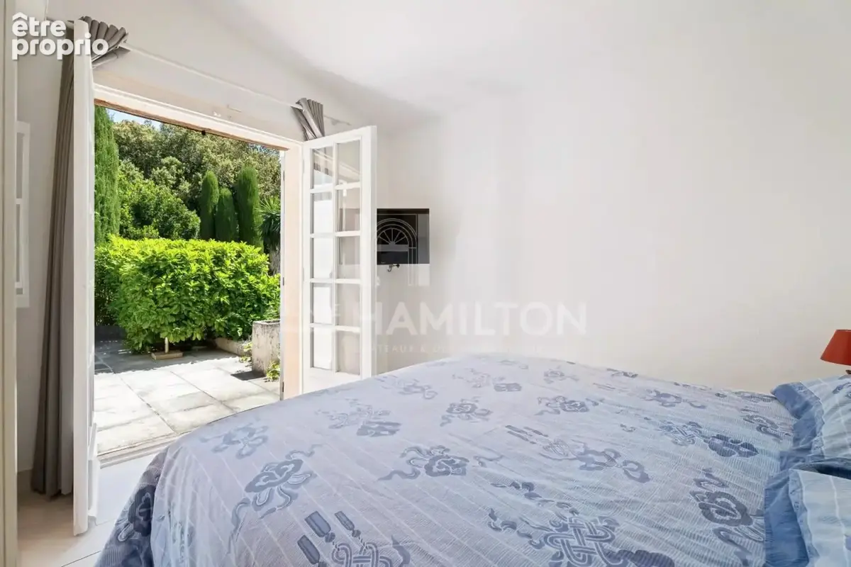 Biot villa avec vue, 4 chambres et une maison d'amis avec 2 cham - photo 15