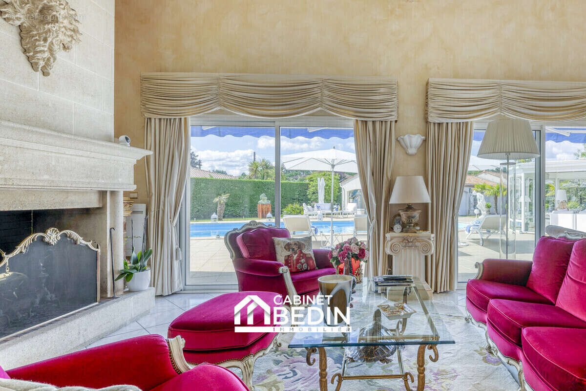 Maison 195 m² à Pessac  - photo 8