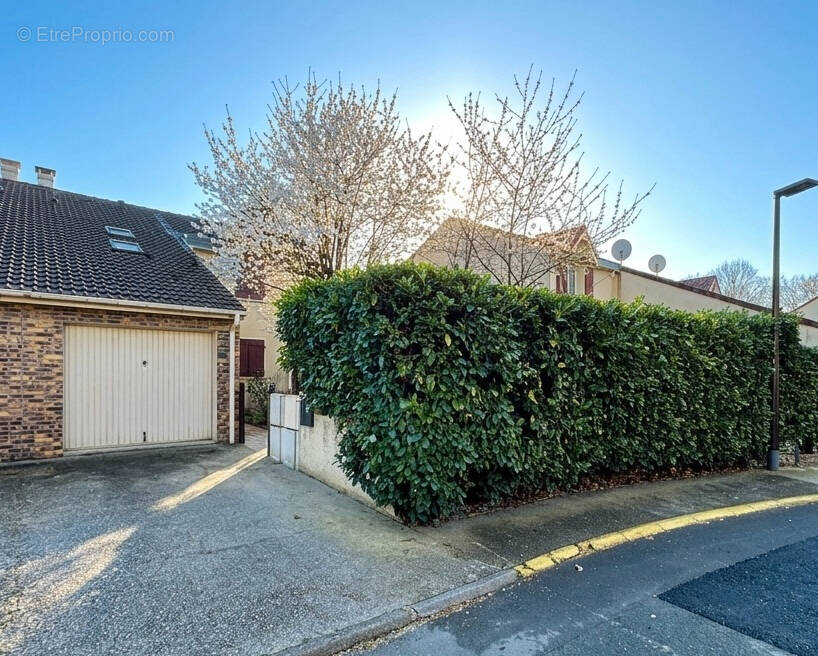 Maison à LISSES