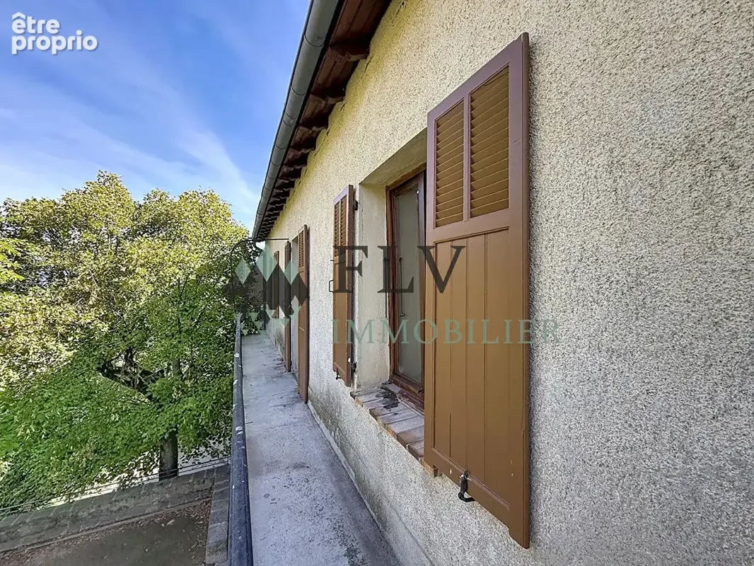 Ilonse - maison de village avec 2 appartements - photo 11