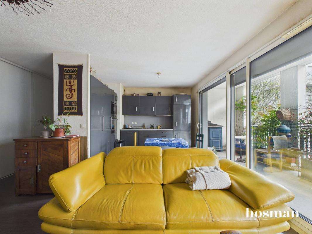 Appartement 3 pièces de 58,6 m² avec balcon et parking - Rue des Anciens Combattants d'Afrique, Bordeaux - photo 10