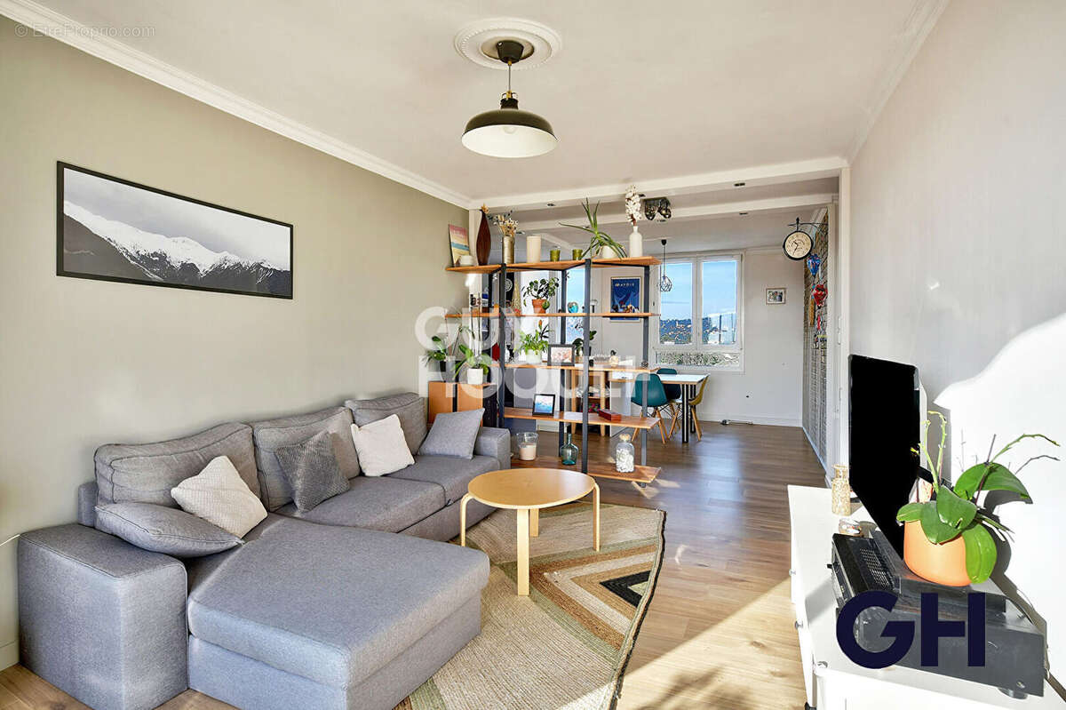 Appartement à CALUIRE-ET-CUIRE