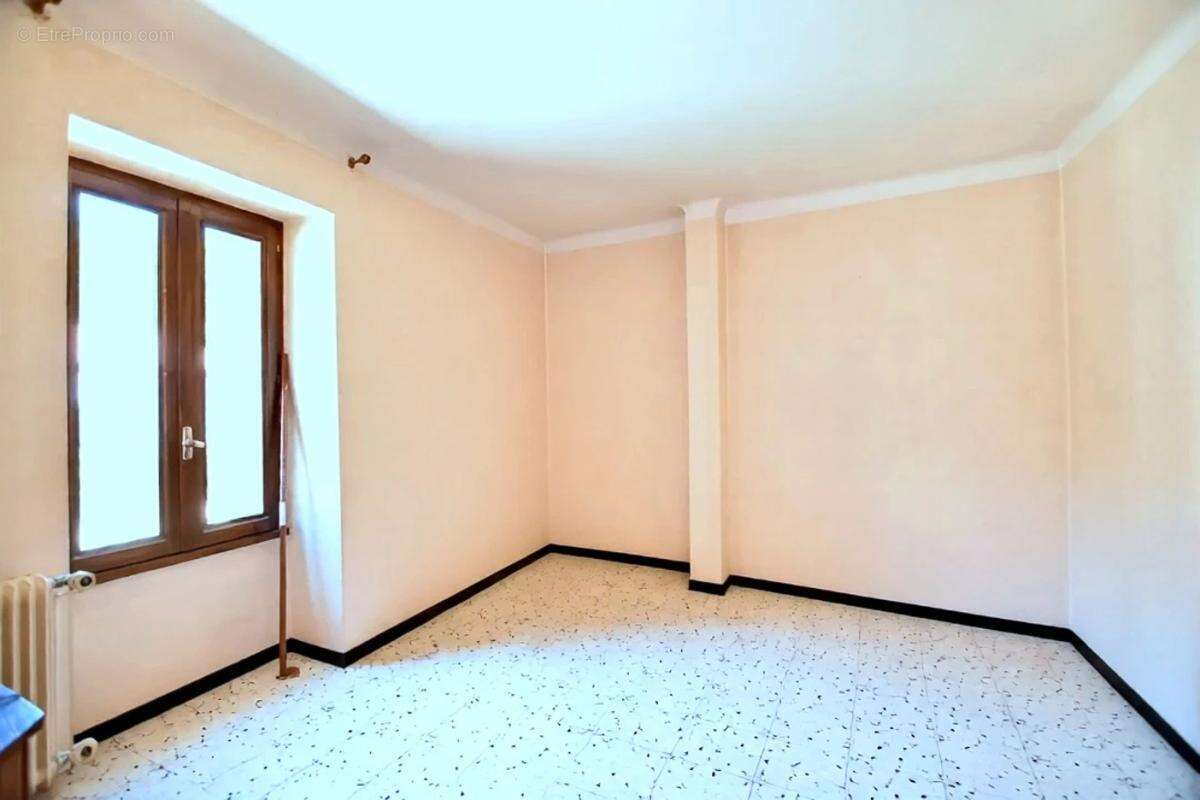Maison à BERNIS