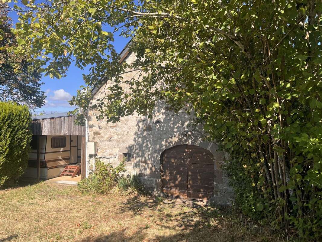 Maison 84 m² à Moussages  - photo 2