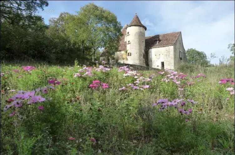 Maison à GINOUILLAC