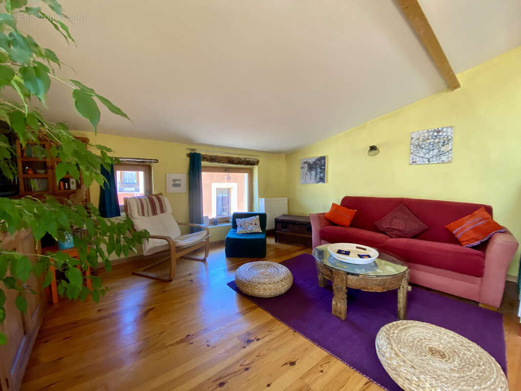 Maison à BUIS-LES-BARONNIES