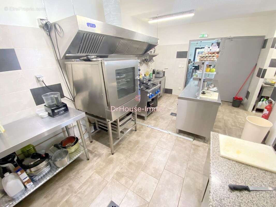 Commerce à LAVILLEDIEU