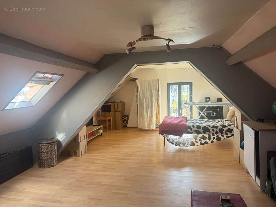 Maison à VILLENEUVE-SUR-ALLIER