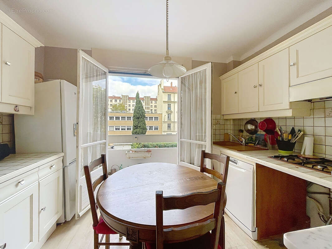 Appartement à LYON-7E
