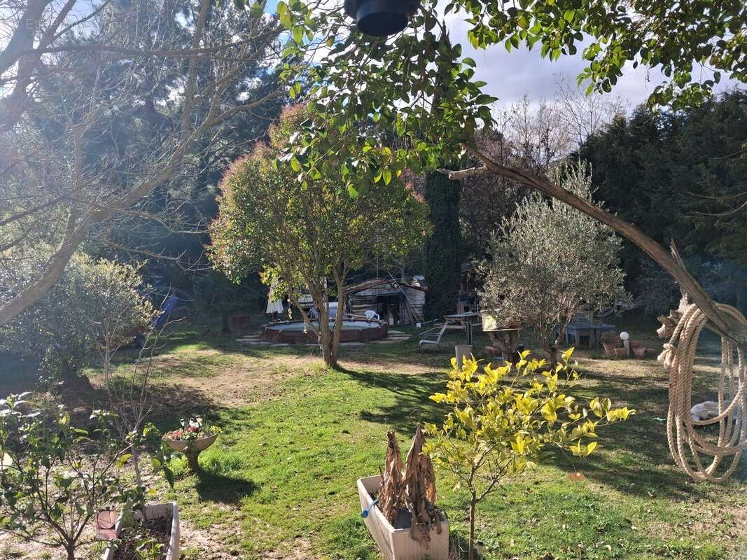 Maison à ROQUEVAIRE