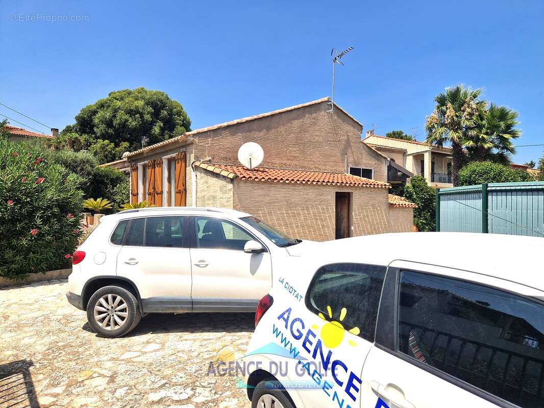 Villa de plain-pied T 4 avec piscine - photo 5
