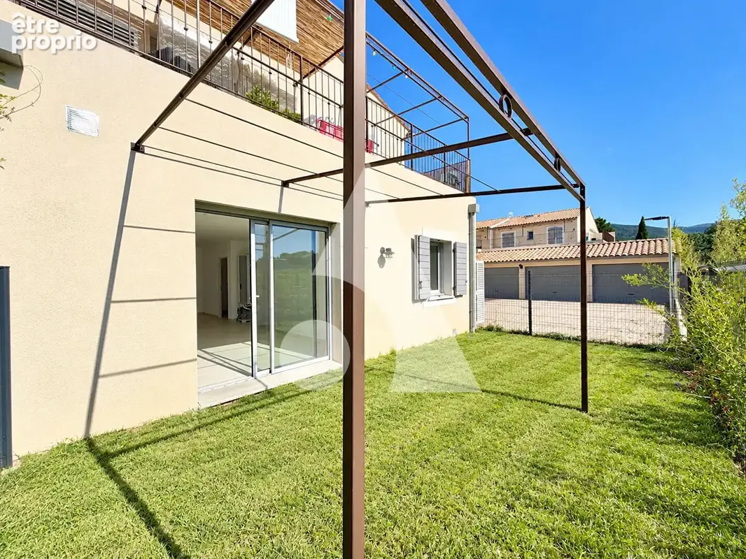 Appartement à LOURMARIN