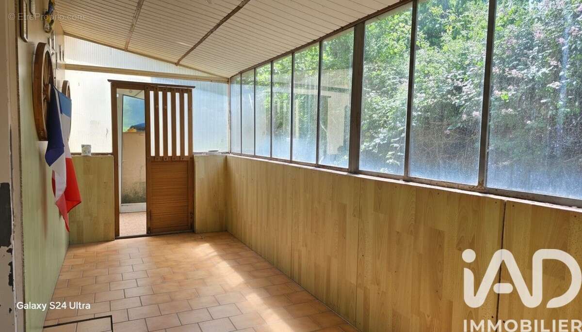 Maison 89 m² à Coust  - photo 5