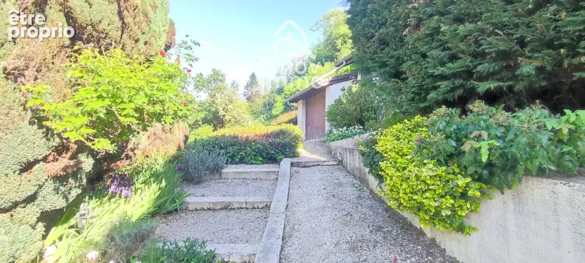 Maison à SAINT-MARTIN-D'URIAGE