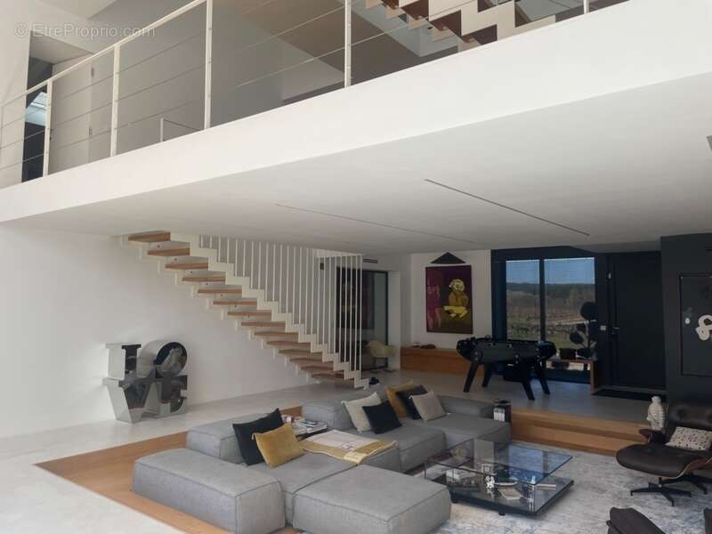 Maison à vendre 6 pièces AIX EN PROVENCE (13) maison contemporaine au style unique - photo 12