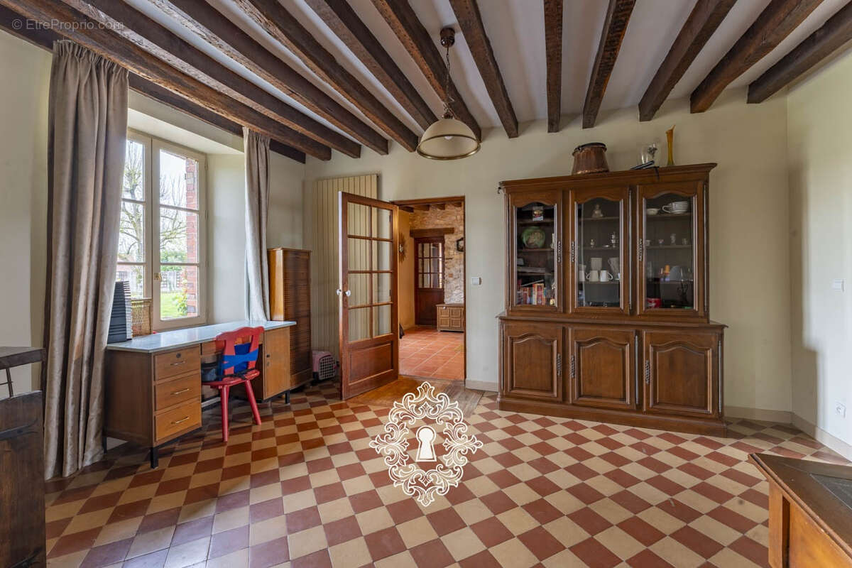 Maison à DONNEMARIE-DONTILLY