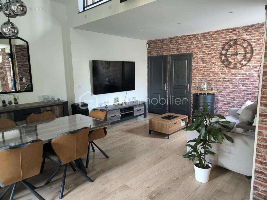 Maison à COURCELLES-LES-LENS