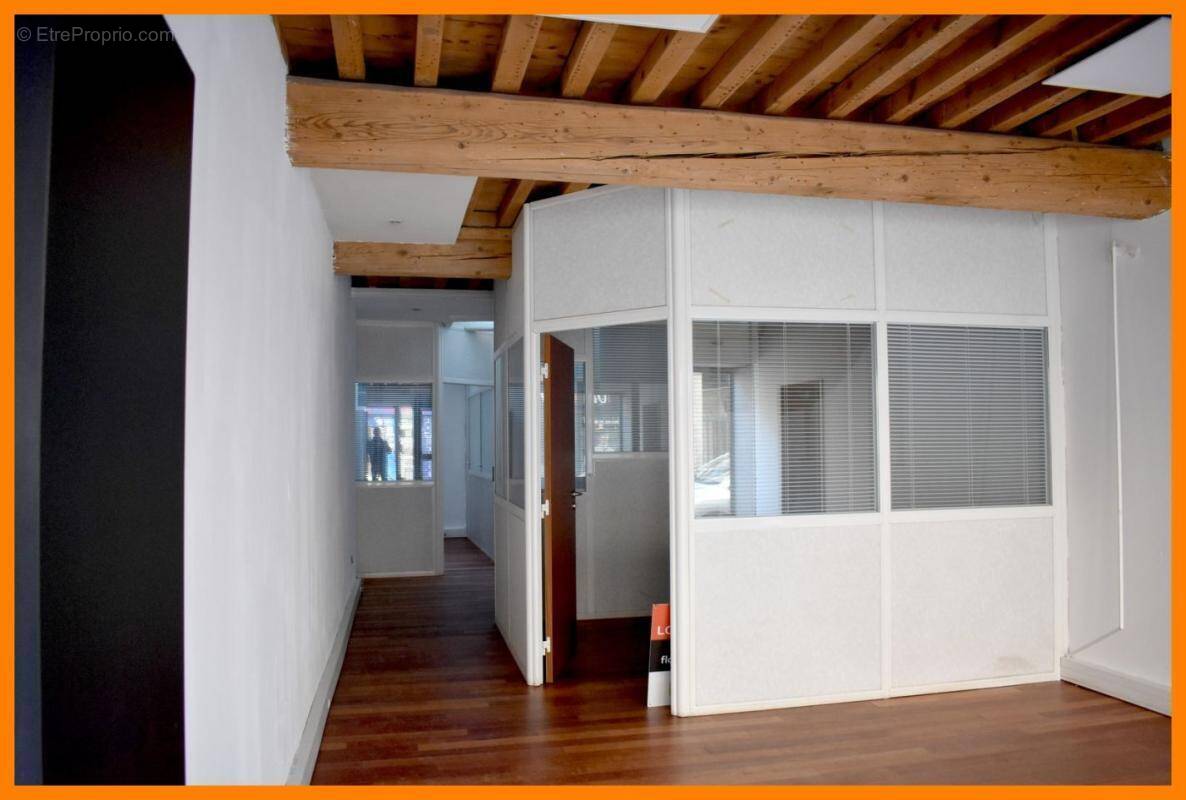Maison à MIRIBEL