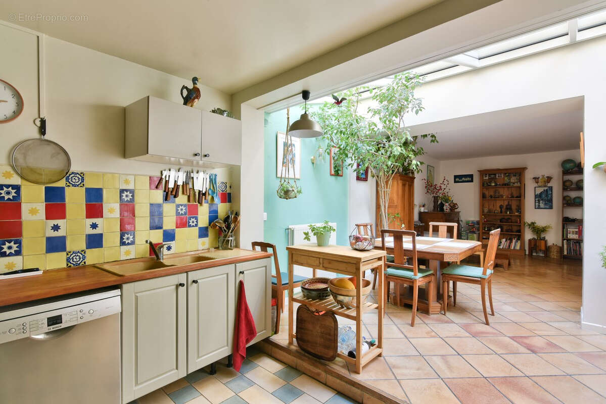 Maison à PARIS-19E