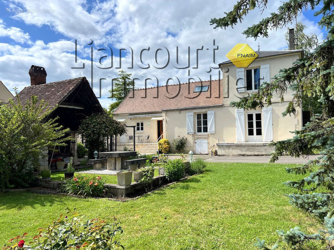 Maison à ANGICOURT